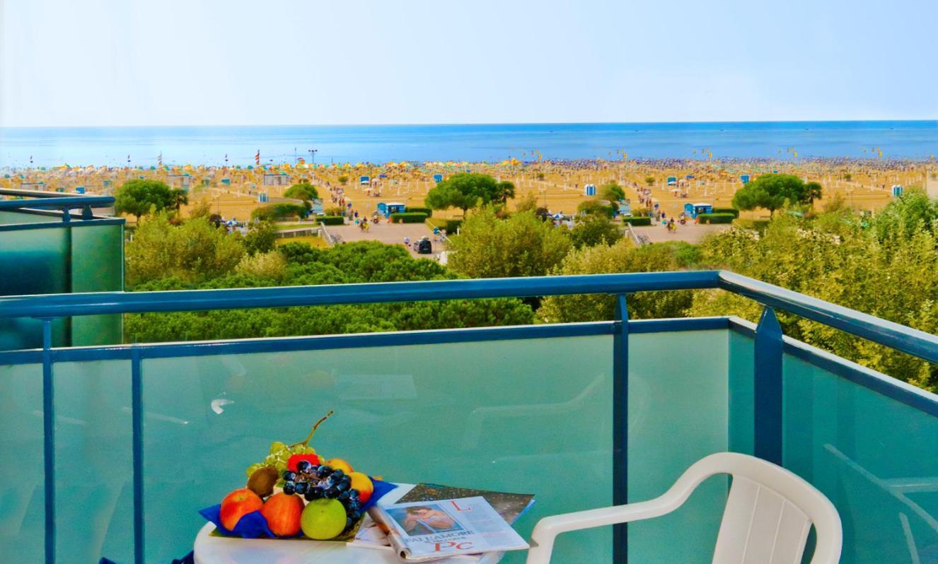 Hotel Gimm Bibione Exterior photo