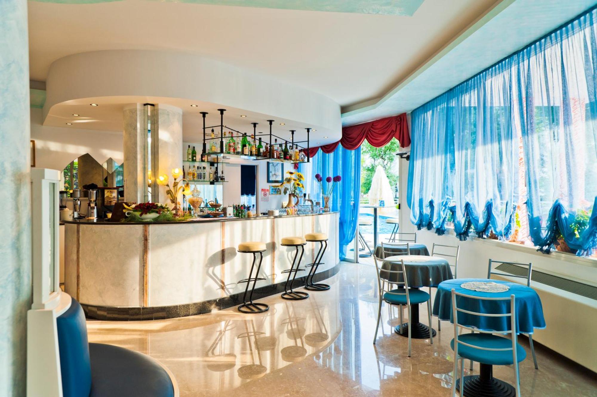 Hotel Gimm Bibione Exterior photo